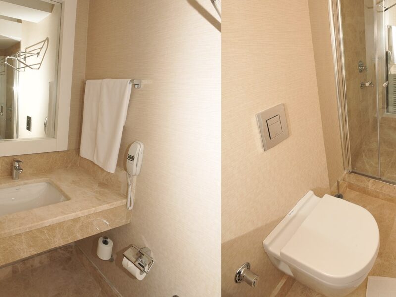 Alesta Yacht Hotel Standart Oda banyo